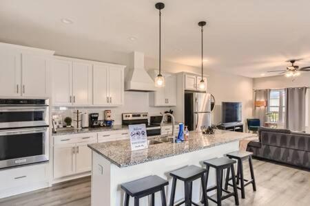 New Build 5 Min To Broadway Sleeps 10 Villa Nashville Luaran gambar